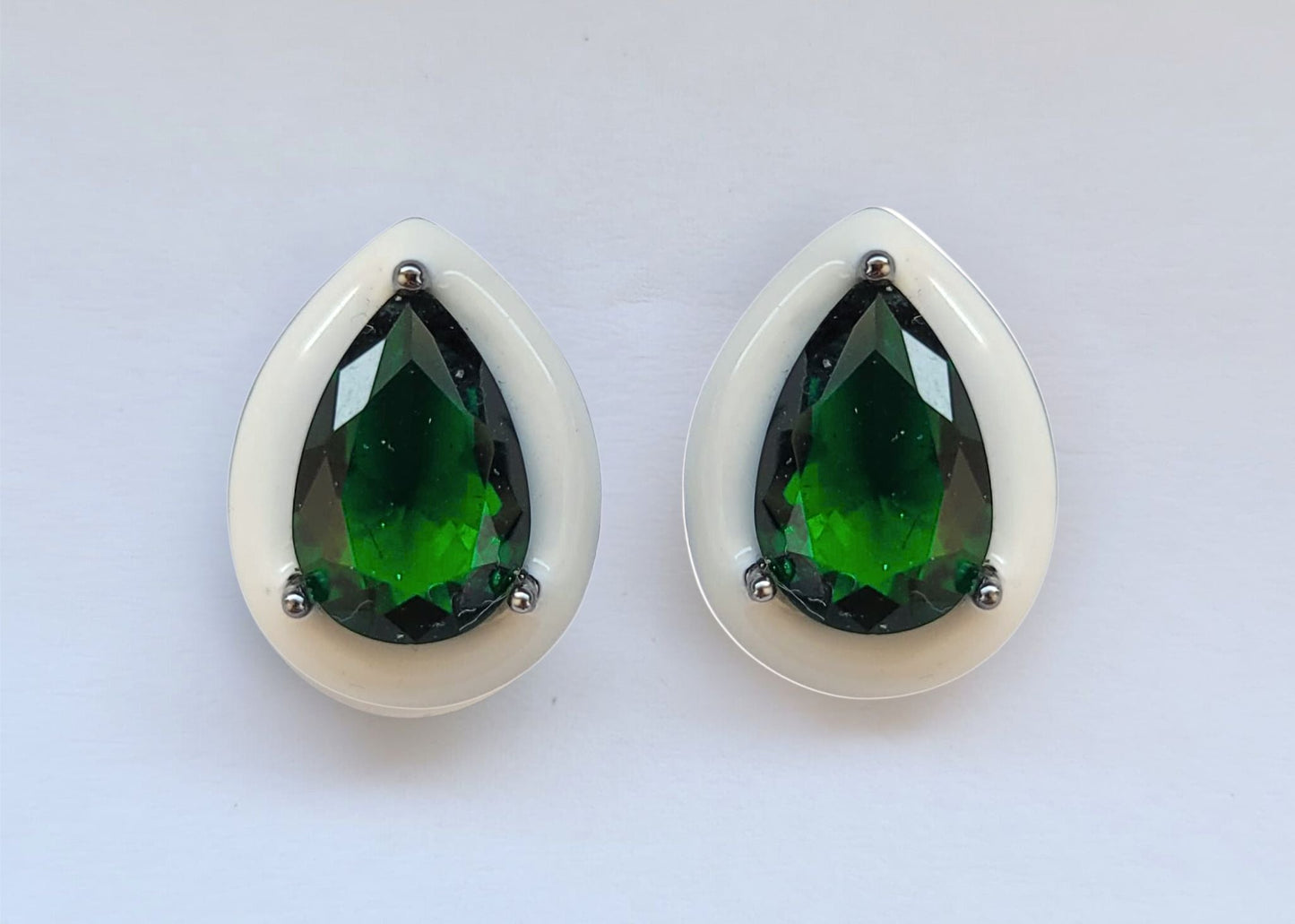 Drop Stone – Delicate Crystal Earrings - Soul PipaEarrings