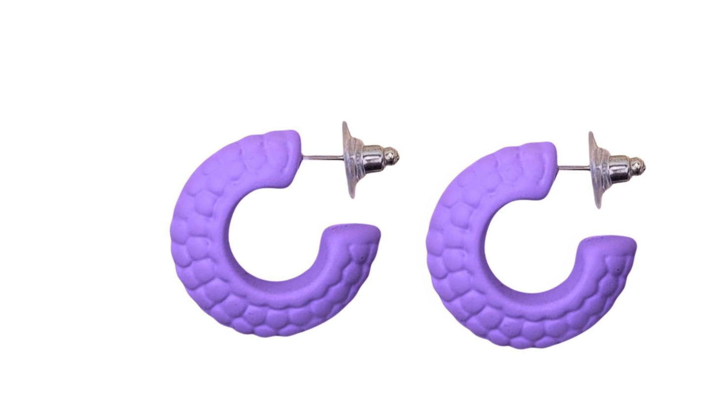 Joli – Colorful and Textured Hoop Earrings - Soul PipaEarrings